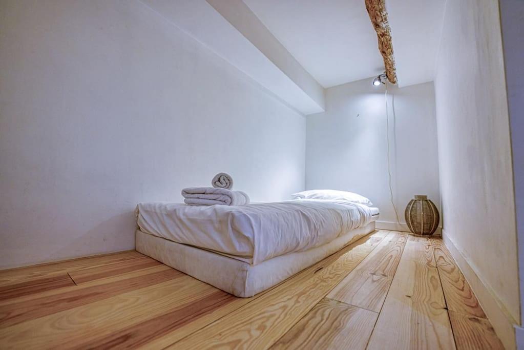 New - 1 Bed Apt Central Antibes Zewnętrze zdjęcie